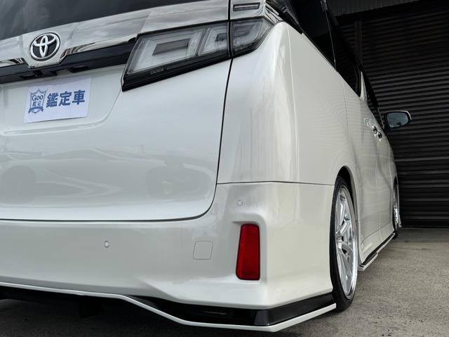 ヴェルファイア ２．５Ｚ　ＫＵＨＬエアロパーツ　ブリッツ車高調　ＷＯＲＫグノーシス２０インチホイール　ツインムーンルーフ　両側パワースライドドア　フリップダウンリアモニター　クルーズコントロール（29枚目）