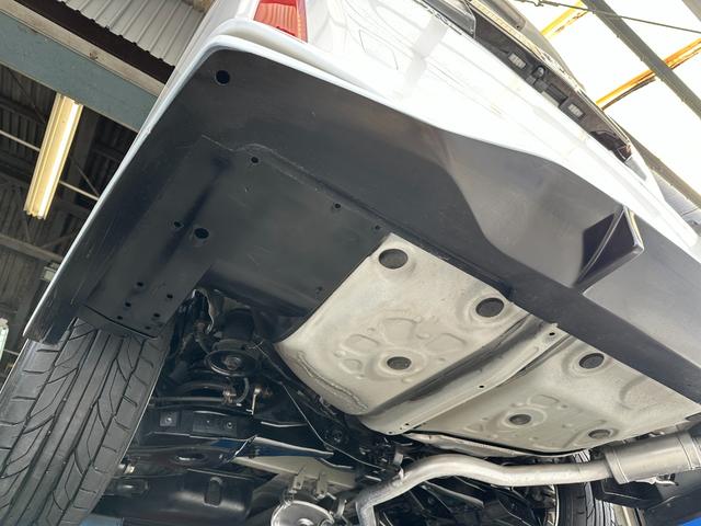 ヴェルファイア ２．５Ｚ　ＫＵＨＬエアロパーツ　ブリッツ車高調　ＷＯＲＫグノーシス２０インチホイール　ツインムーンルーフ　両側パワースライドドア　フリップダウンリアモニター　クルーズコントロール（39枚目）