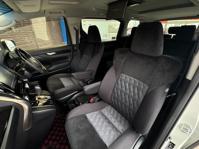 ヴェルファイア ２．５Ｚ　ＫＵＨＬエアロパーツ　ブリッツ車高調　ＷＯＲＫグノーシス２０インチホイール　ツインムーンルーフ　両側パワースライドドア　フリップダウンリアモニター　クルーズコントロール（49枚目）