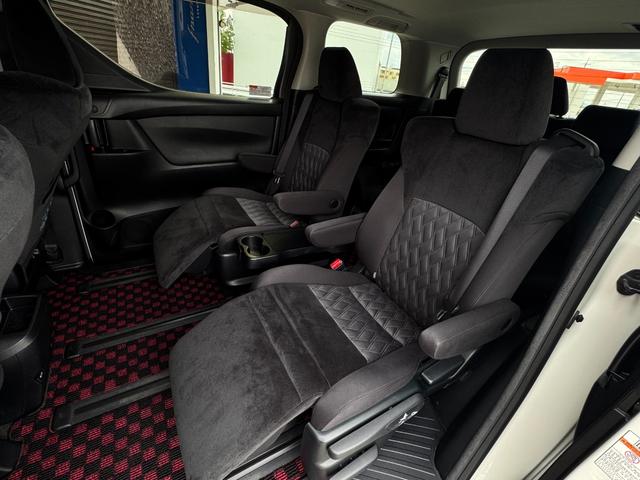 ヴェルファイア ２．５Ｚ　ＫＵＨＬエアロパーツ　ブリッツ車高調　ＷＯＲＫグノーシス２０インチホイール　ツインムーンルーフ　両側パワースライドドア　フリップダウンリアモニター　クルーズコントロール（50枚目）