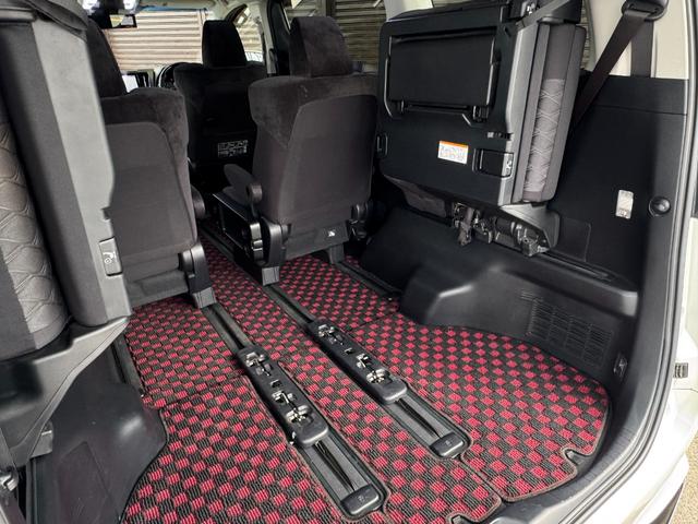 ヴェルファイア ２．５Ｚ　ＫＵＨＬエアロパーツ　ブリッツ車高調　ＷＯＲＫグノーシス２０インチホイール　ツインムーンルーフ　両側パワースライドドア　フリップダウンリアモニター　クルーズコントロール（54枚目）