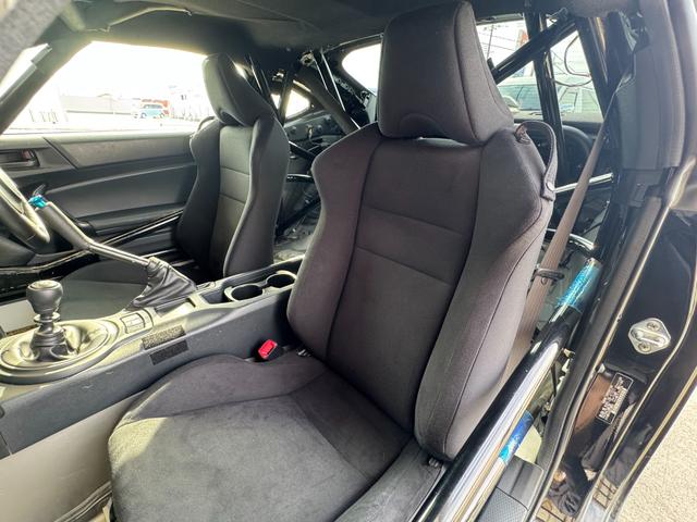 86 G 後期モデル ダートラ仕様 HKSエキマニ ミッション LSD カヤバ車高調 ロールバー ロールゲージ 足回り強化パーツ(60枚目)