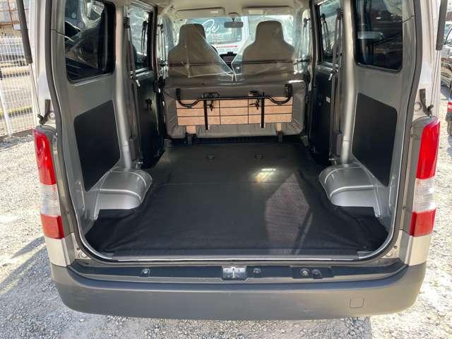 タウンエースバン DX インパネ5速ミッション 運転席&助手席エアバッグ ABS エアコン パワステ メモリーナビ ワンセグTV CD バックカメラ ETC 集中ドアロック 後席両側スライドドア(29枚目)