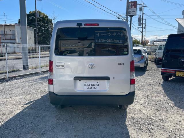 タウンエースバン DX インパネ5速ミッション 運転席&助手席エアバッグ ABS エアコン パワステ メモリーナビ ワンセグTV CD バックカメラ ETC 集中ドアロック 後席両側スライドドア(56枚目)