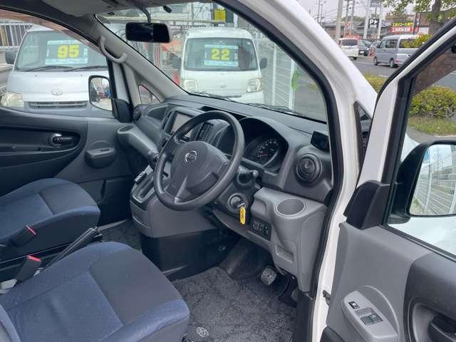NV200バネットバン GX メモリーナビ ワンセグTV CD 電動ミラー キーレスエントリー エアコン パワステ パワーウインドウ プライバシーガラス 運転席エアバッグ ABS 取説 後席両側スライドドア(12枚目)