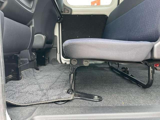 NV200バネットバン GX メモリーナビ ワンセグTV CD 電動ミラー キーレスエントリー エアコン パワステ パワーウインドウ プライバシーガラス 運転席エアバッグ ABS 取説 後席両側スライドドア(33枚目)