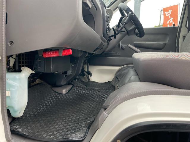 タウンエーストラック シングルジャストローDX スチールデッキ 三方開 4WD コラム5速MT ABS 運転席エアバッグ エアコン パワステ ETC 3人乗り 取説 メンテナンスノート(73枚目)