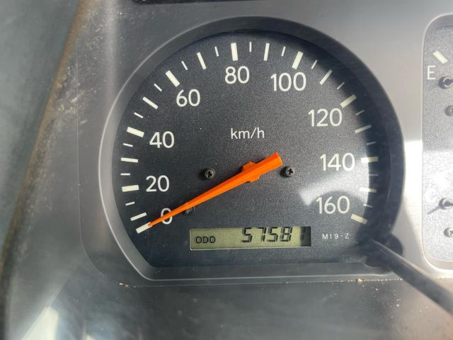 タウンエーストラック SシングルジャストローDX ロングスチールデッキ 三方開 コラム5速MT 1t ABS エアバッグ エアコン パワステ ETC 3人乗り 運転席エアバッグ 取説 保証付き(70枚目)