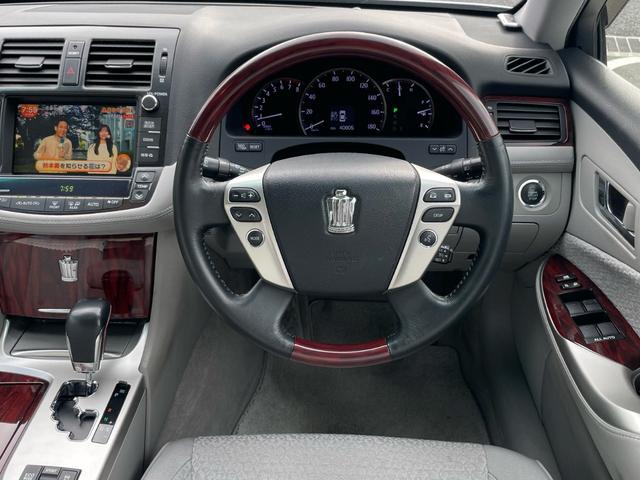 クラウン ロイヤルサルーン ワンオーナー スマートキー プッシュスタート HDDナビ フルセグTV バックカメラ ウッドコンビハンドル ETC ドラレコ パワーシート HID 運転席&助手席エアバッグ ABS 取説 スペアキー(53枚目)