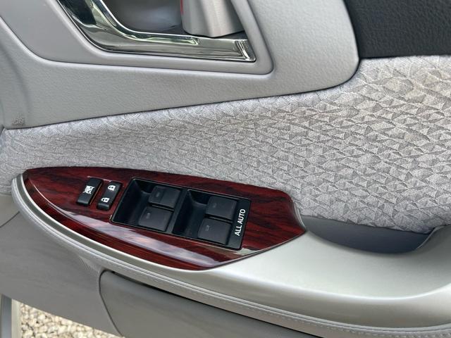 クラウン ロイヤルサルーン ワンオーナー スマートキー プッシュスタート HDDナビ フルセグTV バックカメラ ウッドコンビハンドル ETC ドラレコ パワーシート HID 運転席&助手席エアバッグ ABS 取説 スペアキー(58枚目)