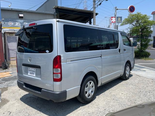 ハイエースバン ロングDX インパネ4速オートマ 運転席&助手席エアバッグ ABS エアコン パワステ パワーウインドウ CD ETC ドライブレコーダー 3人/6人乗り 後席両側スライドドア 取説 スペアキー(9枚目)