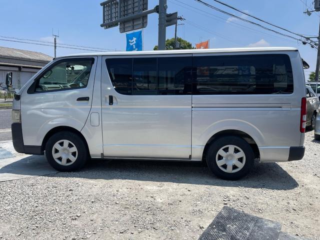 ハイエースバン ロングDX インパネ4速オートマ 運転席&助手席エアバッグ ABS エアコン パワステ パワーウインドウ CD ETC ドライブレコーダー 3人/6人乗り 後席両側スライドドア 取説 スペアキー(58枚目)