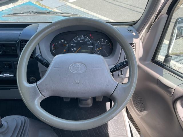 トヨエース ロングジャストロー 平ボディ 三方開 フロア5速MT 1.5t リアWタイヤ 3人乗り エアコン パワステ パワーウインドウ 運転席エアバッグ ETC(17枚目)