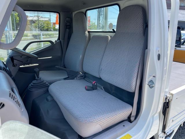 トヨエース ロングジャストロー 平ボディ 三方開 フロア5速MT 1.5t リアWタイヤ 3人乗り エアコン パワステ パワーウインドウ 運転席エアバッグ ETC(23枚目)
