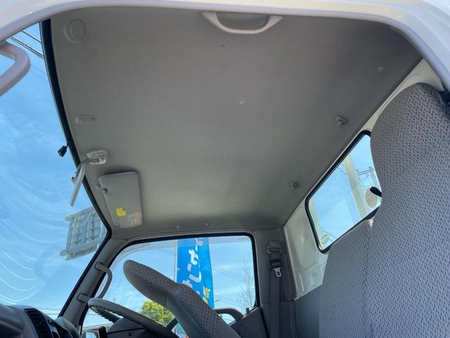 トヨエース ロングジャストロー 平ボディ 三方開 フロア5速MT 1.5t リアWタイヤ 3人乗り エアコン パワステ パワーウインドウ 運転席エアバッグ ETC(26枚目)