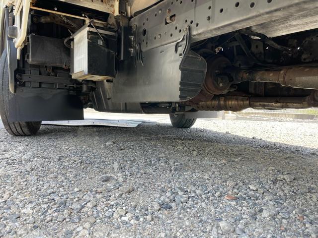 トヨエース ロングジャストロー 平ボディ 三方開 フロア5速MT 1.5t リアWタイヤ 3人乗り エアコン パワステ パワーウインドウ 運転席エアバッグ ETC(74枚目)