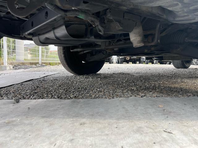 ライトエーストラック ロングSシングルジャストローDX ロングスチールデッキ 三方開 コラム5速MT 1t ABS 運転席エアバッグ エアコン パワステ ETC 3人乗り 取説 メンテナンスノート(32枚目)