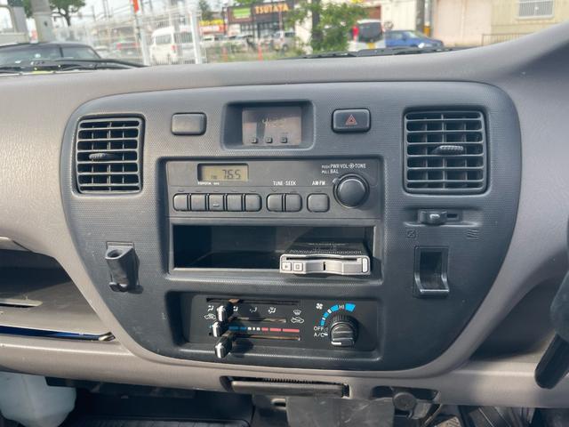 ライトエーストラック ロングSシングルジャストローDX ロングスチールデッキ 三方開 コラム5速MT 1t ABS 運転席エアバッグ エアコン パワステ ETC 3人乗り 取説 メンテナンスノート(68枚目)