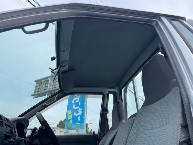 ライトエーストラック ロングSシングルジャストローDX ロングスチールデッキ 三方開 コラム5速MT 1t ABS 運転席エアバッグ エアコン パワステ ETC 3人乗り 取説 メンテナンスノート(76枚目)