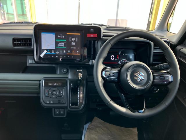 スペーシアギア ハイブリッドＸＺ　届出済未使用車／スズキコネクトナビ／全方位カメラ／ＤＶＤ・ＣＤ再生可／ルーフレール／前席シートヒーター／ステアリングヒーター／ＬＥＤヘッドライト／ヘッドアップディスプレイ／クルーズコントロール（15枚目）