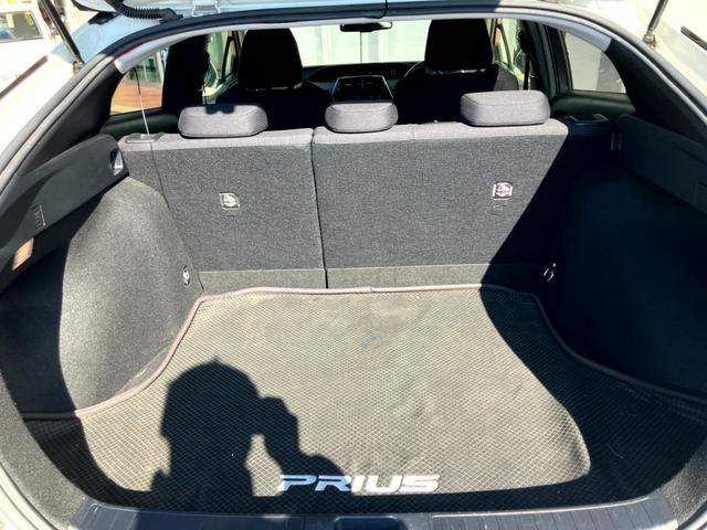 プリウス Sセーフティプラス トヨタセーフティーセンス/ワンオーナー車/純正ナビ/バックカメラ/フルセグTV/ステアリングスイッチ/クルーズコントロール/ETC/LEDヘッドライト/オートライト/フォグライト(46枚目)