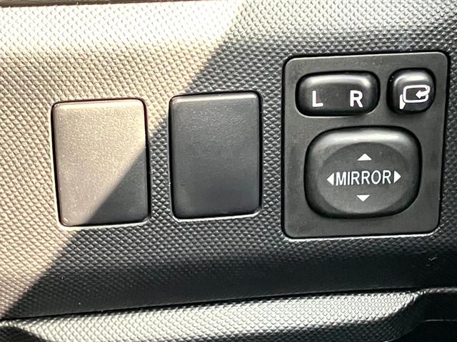 エスティマ アエラス　プレミアムエディション　４ＷＤ／モデリスタエアロ（フロント）モデリスタグリル／ヒッチメンバー／両側パワースライドドア／純正ナビ／バックカメラ／Ｂｌｕｅｔｏｏｔｈオーディオ／後席モニター／クルーズコントロール／ＥＴＣ（26枚目）