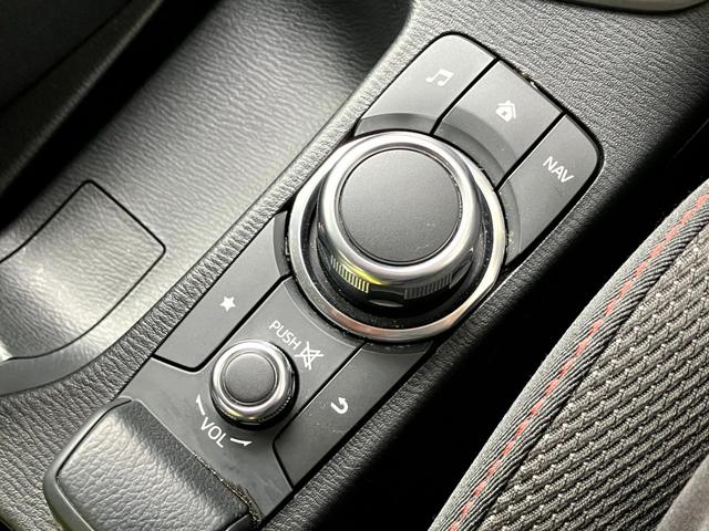 MAZDA2 15S ブラックトーンエディション 純正ナビ フルセグTV 360度ビューカメラ クルーズコントロール パドルシフト レーンキープ ETC アイストップ ヘッドアップディスプレイ(31枚目)