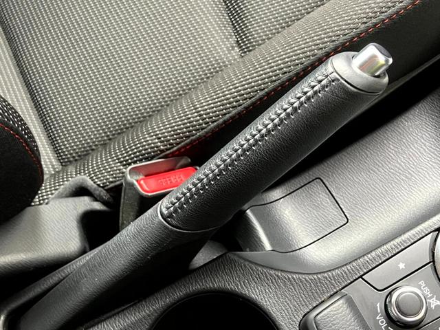 MAZDA2 15S ブラックトーンエディション 純正ナビ フルセグTV 360度ビューカメラ クルーズコントロール パドルシフト レーンキープ ETC アイストップ ヘッドアップディスプレイ(32枚目)