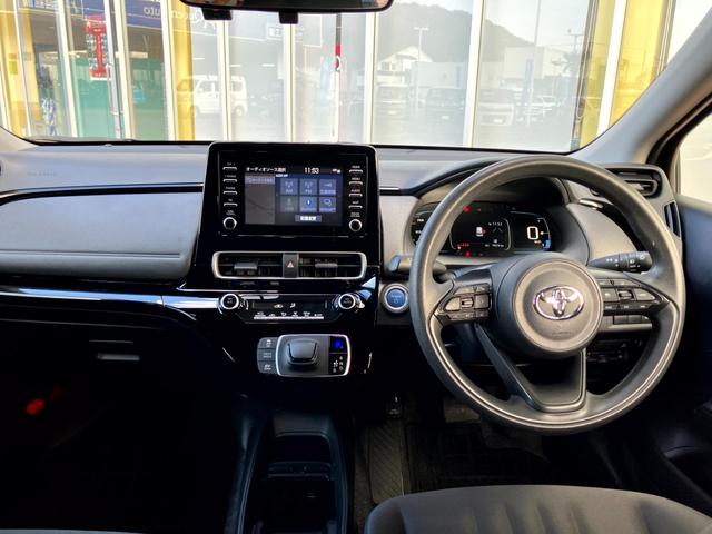 アクア X 純正ナビ・トヨタセーフティーセンス・ETC・スマートキー・プッシュスタート・(4枚目)