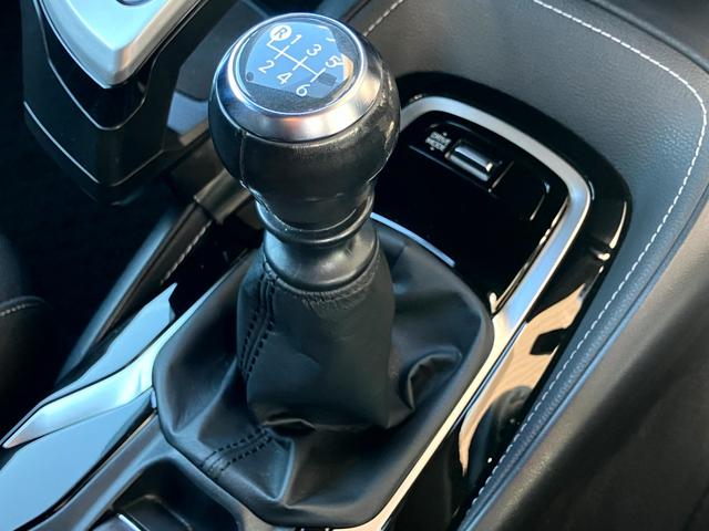 カローラスポーツ Ｇ　６速ＭＴ／１．２ターボ車／ＴＲＤエアロ（フロント）・トヨタ８６用１８インチアルミ・トヨタセーフティーセンス・純正ナビ・バックカメラ・ＥＴＣ・クルーズコントロール・前席シートヒーター・電動パーキング（25枚目）