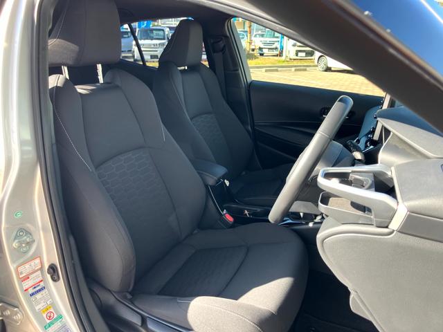 カローラスポーツ Ｇ　６速ＭＴ／１．２ターボ車／ＴＲＤエアロ（フロント）・トヨタ８６用１８インチアルミ・トヨタセーフティーセンス・純正ナビ・バックカメラ・ＥＴＣ・クルーズコントロール・前席シートヒーター・電動パーキング（34枚目）