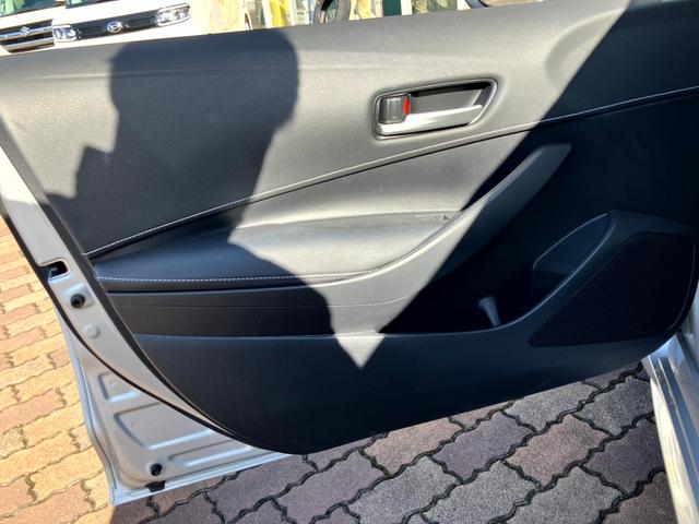カローラスポーツ Ｇ　６速ＭＴ／１．２ターボ車／ＴＲＤエアロ（フロント）・トヨタ８６用１８インチアルミ・トヨタセーフティーセンス・純正ナビ・バックカメラ・ＥＴＣ・クルーズコントロール・前席シートヒーター・電動パーキング（36枚目）