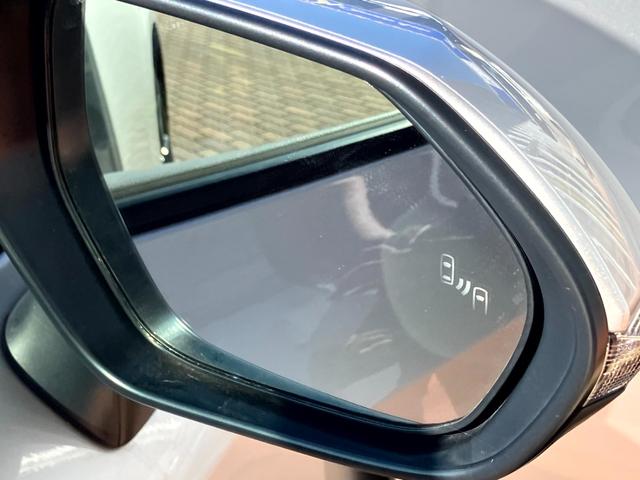 カローラスポーツ Ｇ　６速ＭＴ／１．２ターボ車／ＴＲＤエアロ（フロント）・トヨタ８６用１８インチアルミ・トヨタセーフティーセンス・純正ナビ・バックカメラ・ＥＴＣ・クルーズコントロール・前席シートヒーター・電動パーキング（53枚目）