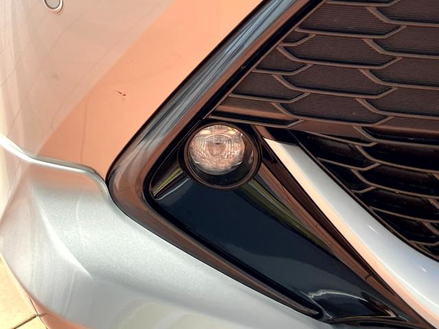 カローラスポーツ Ｇ　６速ＭＴ／１．２ターボ車／ＴＲＤエアロ（フロント）・トヨタ８６用１８インチアルミ・トヨタセーフティーセンス・純正ナビ・バックカメラ・ＥＴＣ・クルーズコントロール・前席シートヒーター・電動パーキング（56枚目）