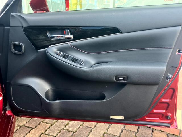 クラウン アスリートS-T J-フロンティアリミテッド 黒本革エアシート/メーカーナビ/バックカメラ/レーダークルコン/Bluetoothオーディオ/Blu-ray再生/純正18インチメッキアルミ/LEDヘッドライト/フォグライト/パドルシフト/ETC(36枚目)