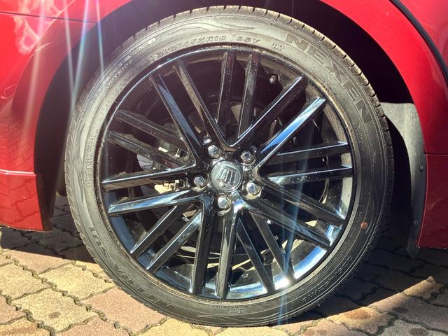 クラウン アスリートS-T J-フロンティアリミテッド 黒本革エアシート/メーカーナビ/バックカメラ/レーダークルコン/Bluetoothオーディオ/Blu-ray再生/純正18インチメッキアルミ/LEDヘッドライト/フォグライト/パドルシフト/ETC(56枚目)