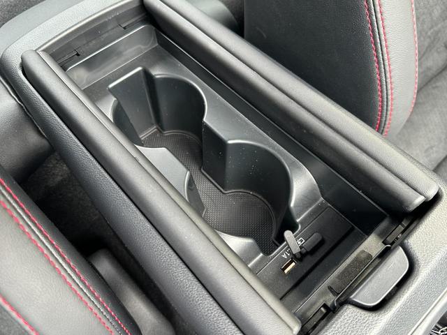 BRZ S ワンオーナー アイサイト レーダークルーズ 純正9インチナビ フルセグTV バックカメラ ハーフレザーシート シートヒーター 前ドラレコ LEDヘッドライト オートライトSTiドアハンドルプロテクター(45枚目)