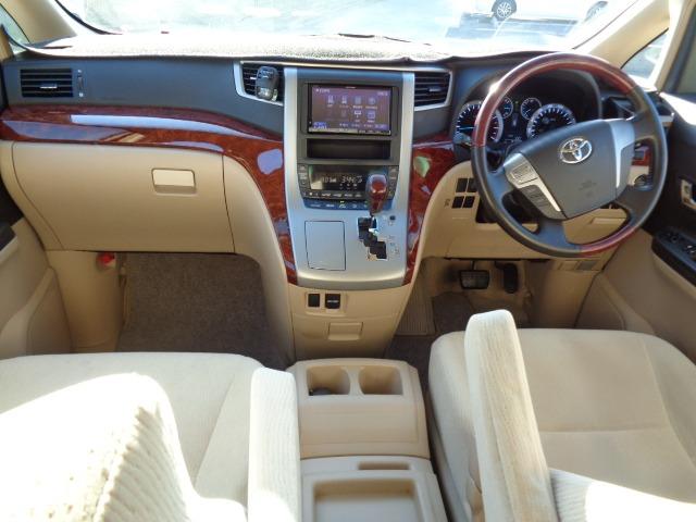 アルファード ２４０Ｓ　リミテッド　ＣＤ　ＤＶＤ　ＥＴＣ　キーレス　電格ミラー　両側Ｐスラ　Ｂカメラ　ＨＩＤ　フォグ　ＨＤＤナビ（アルパイン・ＶＩＥ－Ｘ０８）フリップダウンモニター　スマートキー　木目調パネル（16枚目）