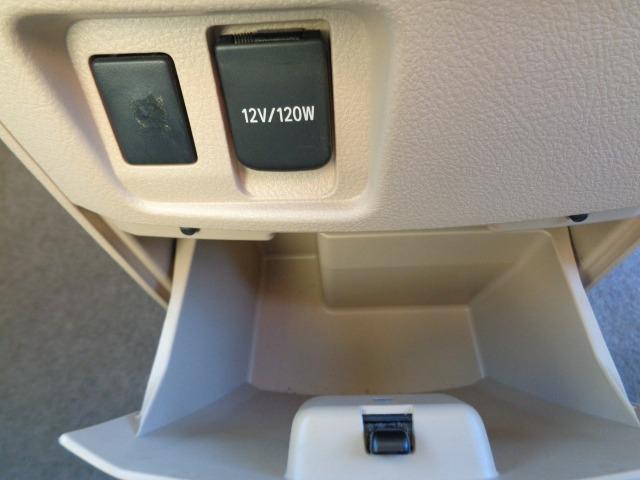 アルファード ２４０Ｓ　リミテッド　ＣＤ　ＤＶＤ　ＥＴＣ　キーレス　電格ミラー　両側Ｐスラ　Ｂカメラ　ＨＩＤ　フォグ　ＨＤＤナビ（アルパイン・ＶＩＥ－Ｘ０８）フリップダウンモニター　スマートキー　木目調パネル（22枚目）