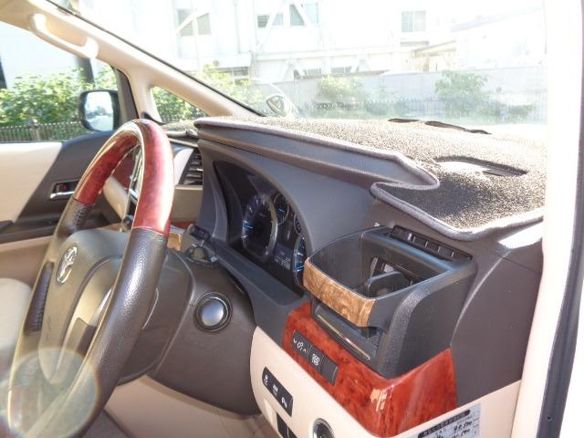 アルファード ２４０Ｓ　リミテッド　ＣＤ　ＤＶＤ　ＥＴＣ　キーレス　電格ミラー　両側Ｐスラ　Ｂカメラ　ＨＩＤ　フォグ　ＨＤＤナビ（アルパイン・ＶＩＥ－Ｘ０８）フリップダウンモニター　スマートキー　木目調パネル（36枚目）