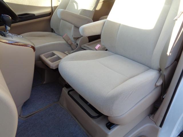 アルファード ２４０Ｓ　リミテッド　ＣＤ　ＤＶＤ　ＥＴＣ　キーレス　電格ミラー　両側Ｐスラ　Ｂカメラ　ＨＩＤ　フォグ　ＨＤＤナビ（アルパイン・ＶＩＥ－Ｘ０８）フリップダウンモニター　スマートキー　木目調パネル（43枚目）