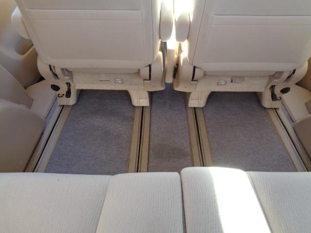 アルファード ２４０Ｓ　リミテッド　ＣＤ　ＤＶＤ　ＥＴＣ　キーレス　電格ミラー　両側Ｐスラ　Ｂカメラ　ＨＩＤ　フォグ　ＨＤＤナビ（アルパイン・ＶＩＥ－Ｘ０８）フリップダウンモニター　スマートキー　木目調パネル（62枚目）