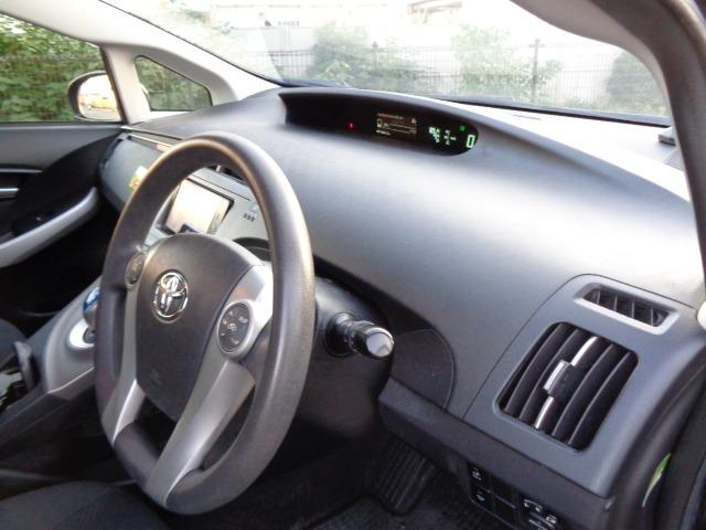 プリウス Ｓ　検Ｒ８／３　ＨＶバッテリー交換済　ＣＤ　ＤＶＤ　ＥＴＣ　１セグＴＶ　キーレス　スマートキー　電格ミラー　ＳＤナビ（ＮＳＺＴ－Ｗ６１Ｇ）　バックカメラ　ＬＥＤライト　フォグ　ＢＴオーディオ（28枚目）