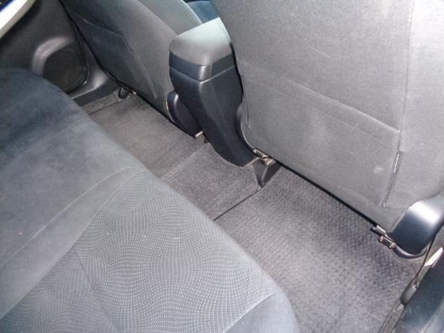 プリウス Ｓ　検Ｒ８／３　ＨＶバッテリー交換済　ＣＤ　ＤＶＤ　ＥＴＣ　１セグＴＶ　キーレス　スマートキー　電格ミラー　ＳＤナビ（ＮＳＺＴ－Ｗ６１Ｇ）　バックカメラ　ＬＥＤライト　フォグ　ＢＴオーディオ（39枚目）