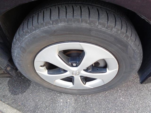 プリウス Ｓ　検Ｒ８／３　ＨＶバッテリー交換済　ＣＤ　ＤＶＤ　ＥＴＣ　１セグＴＶ　キーレス　スマートキー　電格ミラー　ＳＤナビ（ＮＳＺＴ－Ｗ６１Ｇ）　バックカメラ　ＬＥＤライト　フォグ　ＢＴオーディオ（49枚目）