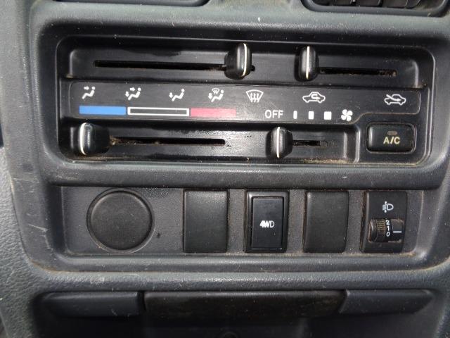 キャリイトラック ＫＣエアコン・パワステ　車検Ｒ９／４　ＰＳ　ＡＣ　ＡＢ　４ＷＤ　取説　保証書　記録簿　１オーナー（12枚目）