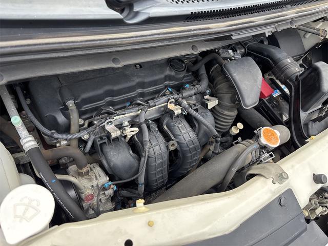 デリカD:5 G パワーパッケージ G パワーパッケージ 切替4WD オートマ ビルトインETC ダブルエアコン 両側パワースライドドア 純正18インチAW クルーズコントロール パドルシフト スタッドレスタイヤ クラリオン地デジナビ(17枚目)