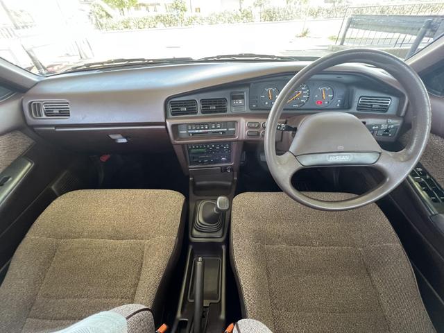 ブルーバード １８００ＸＥサルーン　１．８ＸＥサルーンＦ３０周年記念車・ワンオーナー車・純正５速マニュアル・修復歴無し・エアコン・パワステ・パワーウィンドウ・車速感応集中ドアロック（20枚目）