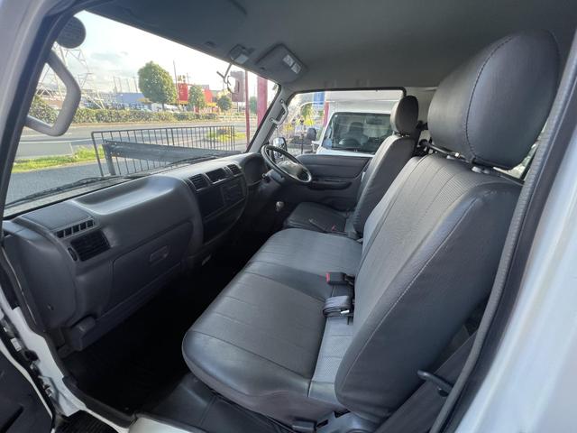 MAZDA BRAWNY VAN LONG DX