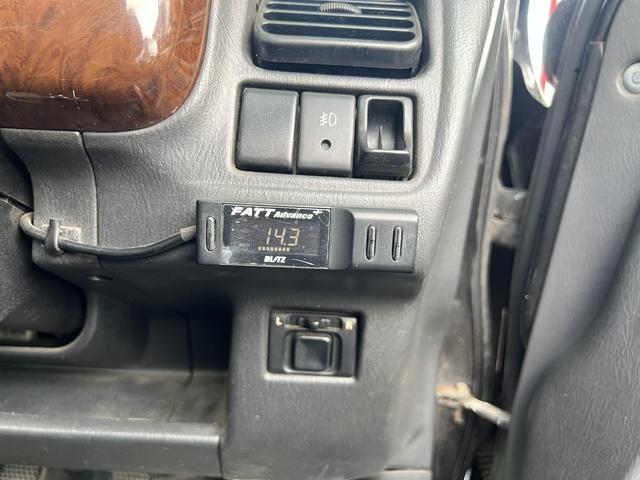 アルトワークス ｉｅ　５速マニュアル・エアコン・パワステ・パワーウィンドウ・社外ステアリング・社外フルバケットシート・社外マフラー・オーディオレス（19枚目）